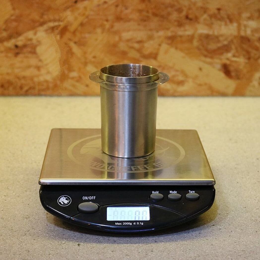 Rhino scale measuring coffee